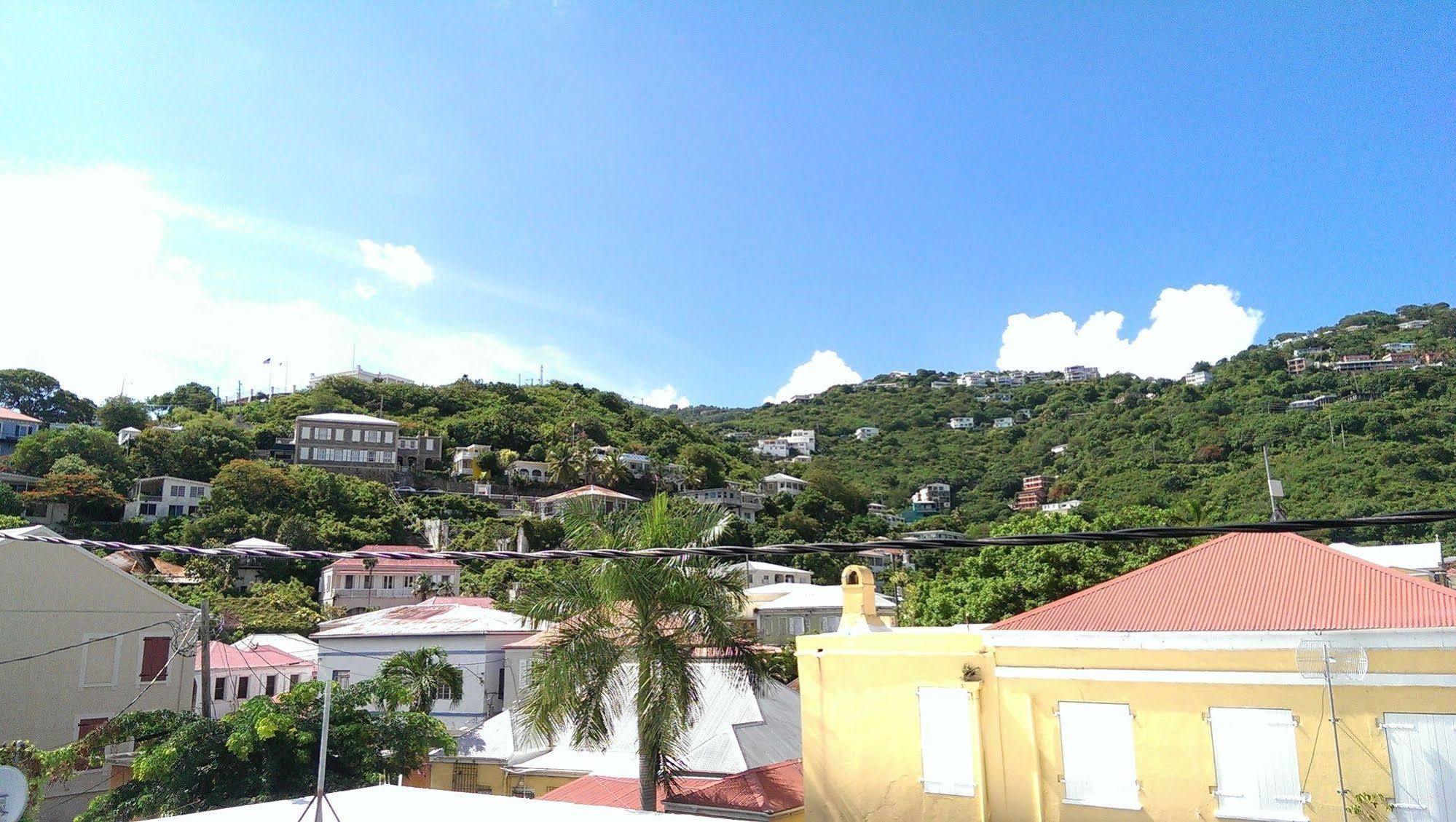 Midtown Guest House Charlotte Amalie Exterior photo